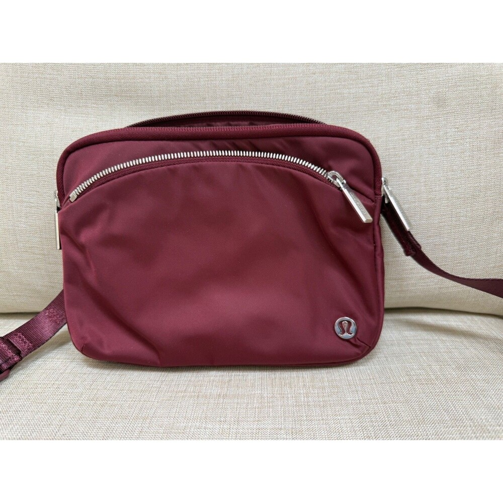 Lululemon City Adventurer Crossbody Bag 2.5L - Red Merlot